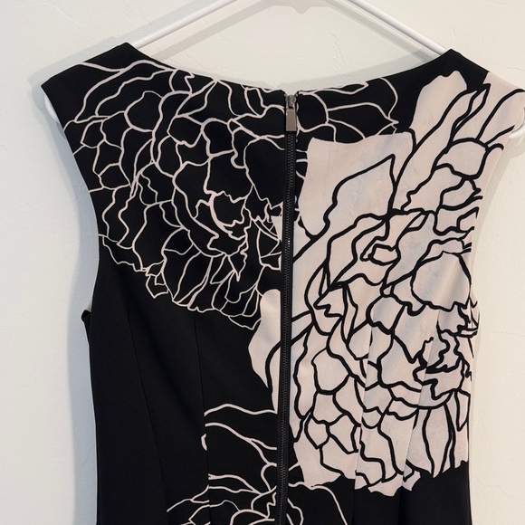 Vince Camuto Black and White Floral Mini Dress boat neck size 6 - Picture 6 of 9